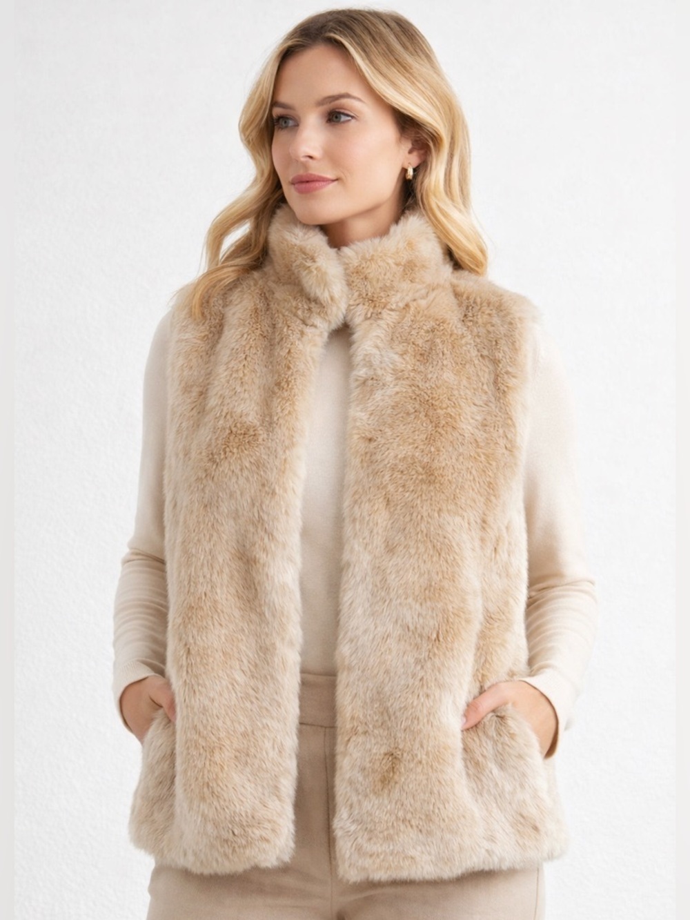 Dynamite Faux Fur Vest Women Size L Beige Neutral Sleeveless Plush Winter Coat